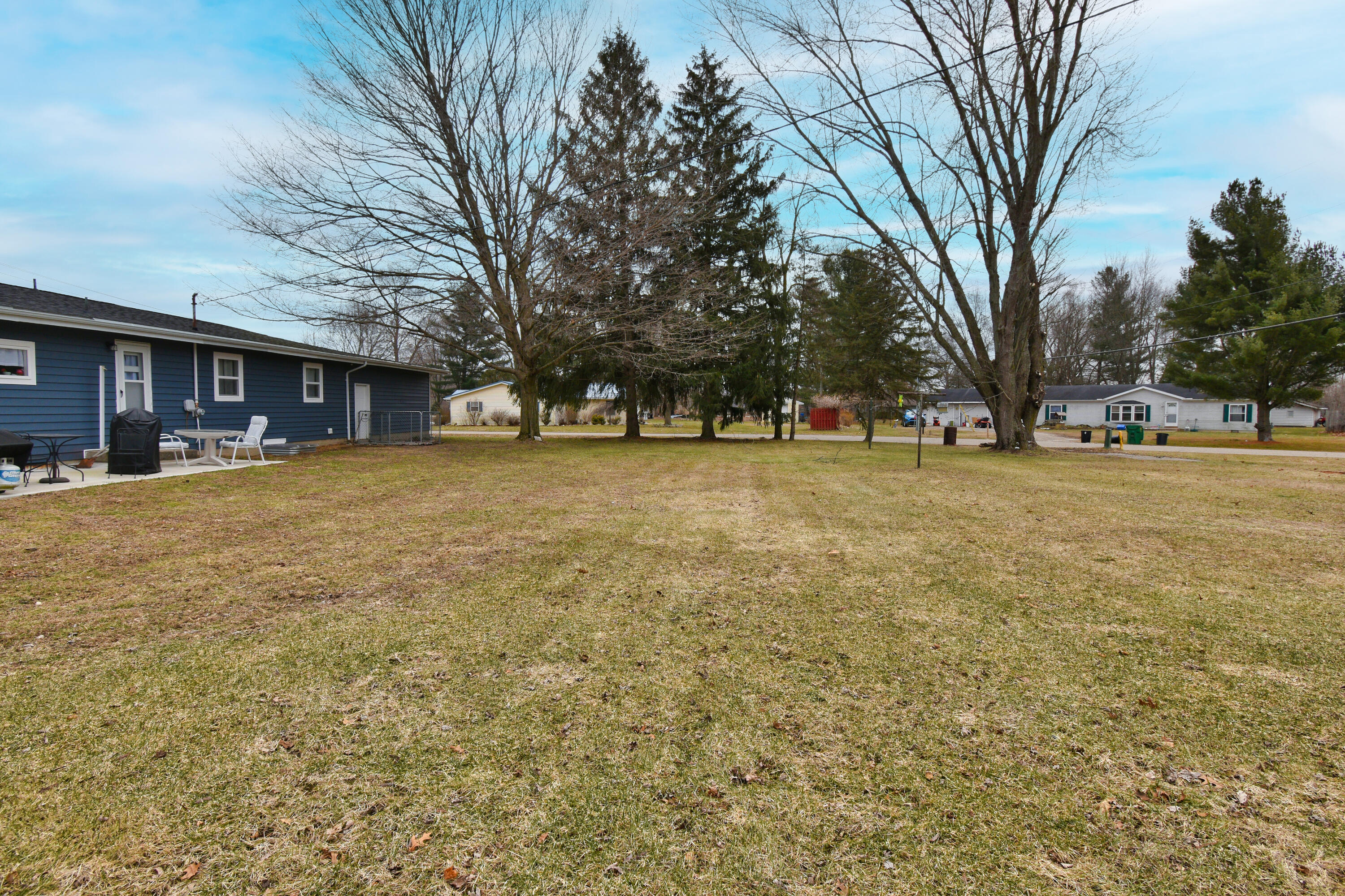 69898 Elkhart Road Edwardsburg, MI 49112 - Photo 3 of 26 DSC_0152