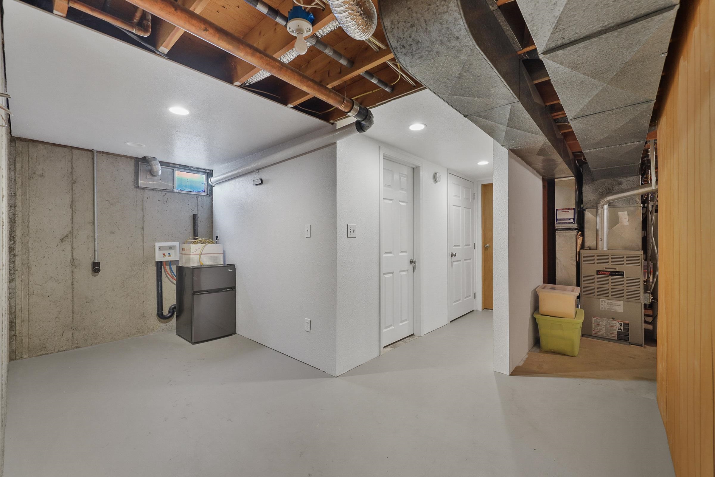 713 North University Road Spokane Valley, WA 99206 - Photo 13 of 20 Gallery Image 13