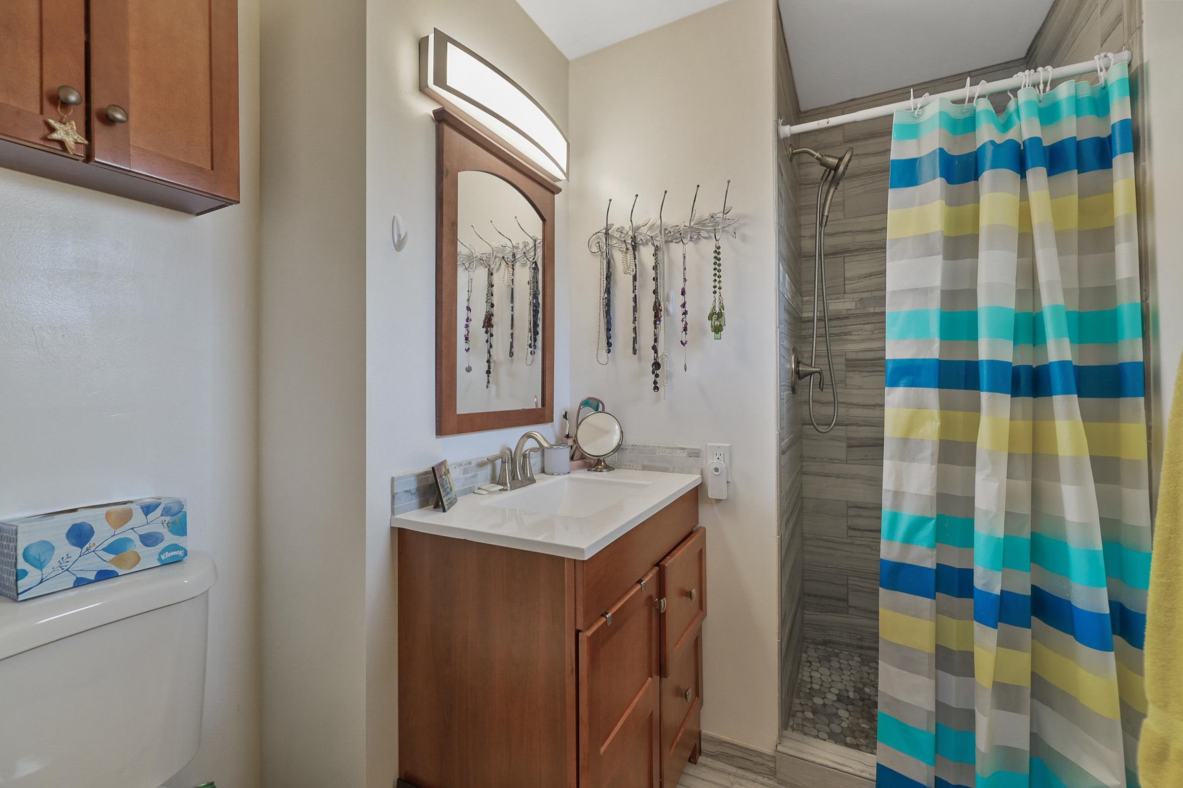 713 North University Road Spokane Valley, WA 99206 - Photo 6 of 20 Gallery Image 6