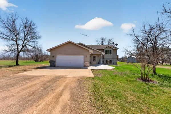 $349,900 | 18344 North Lake Lane, Pine City, MN 55063