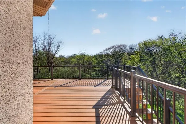 $1,100,000 | 8615 Northwest Baker Rd Circle, Kansas City, MO 64153