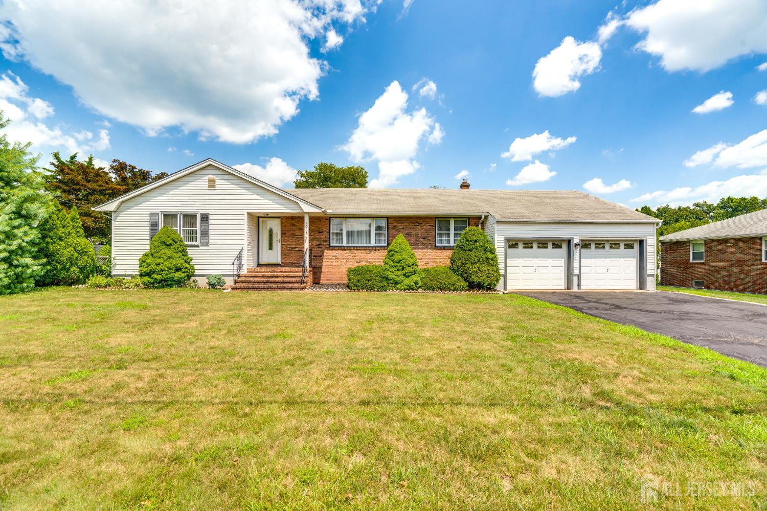 1365 Sioux Road North Brunswick, NJ 08902 - Photo 1 of 19 Gallery Image 1