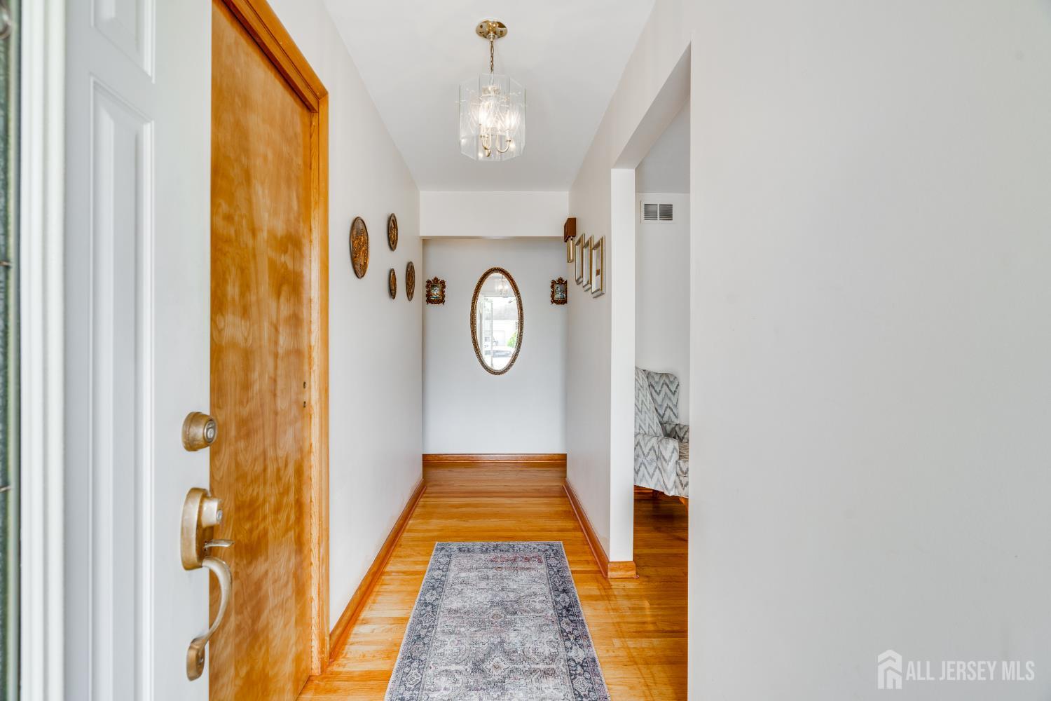 1365 Sioux Road North Brunswick, NJ 08902 - Photo 3 of 19 Gallery Image 3