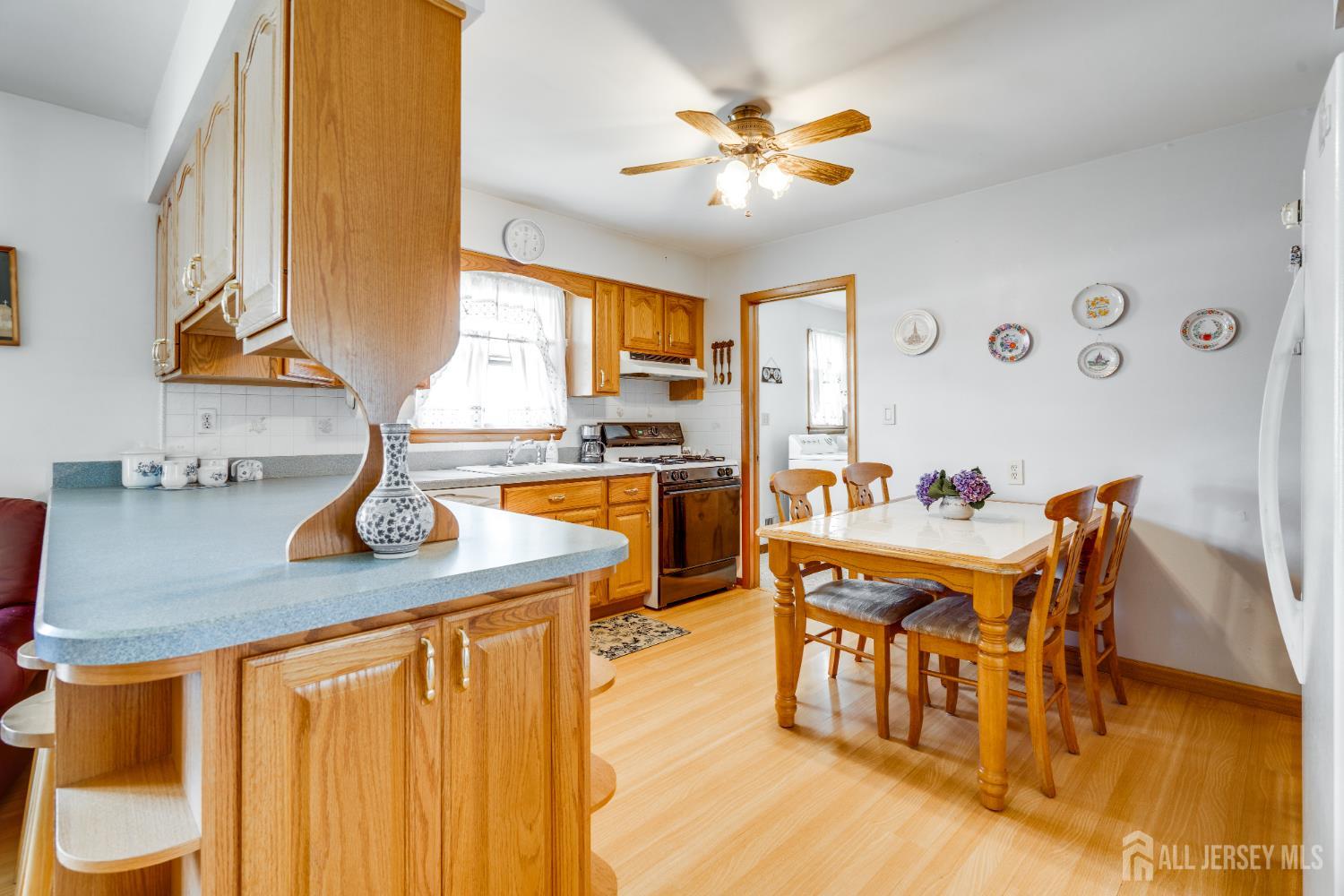 1365 Sioux Road North Brunswick, NJ 08902 - Photo 8 of 19 Gallery Image 8