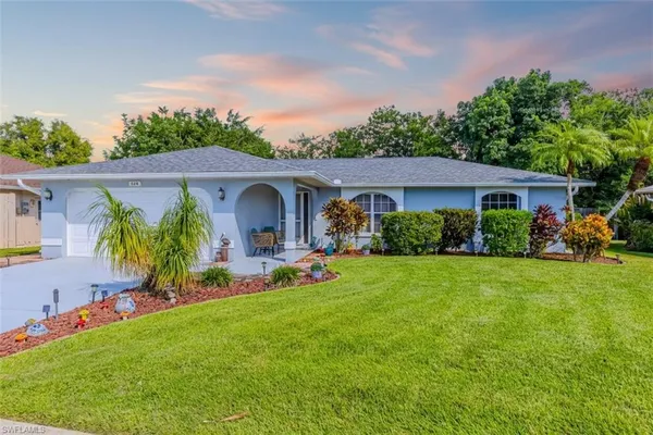 $398,000 | 124 Versailles Circle, Naples, FL 34112