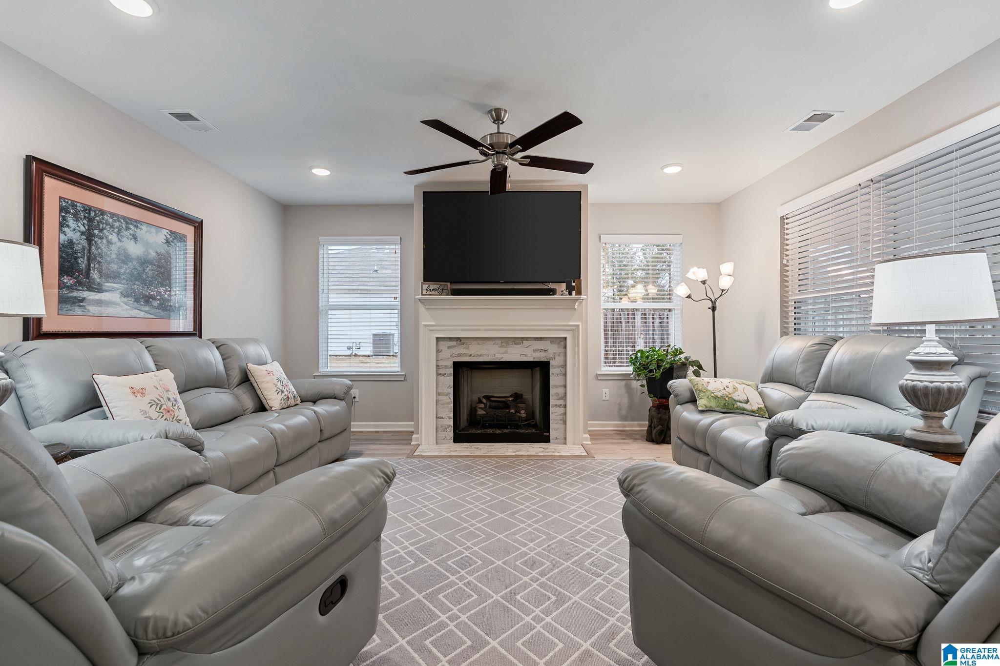 1865 Baxter Avenue Springville, AL 35146 - Photo 2 of 28