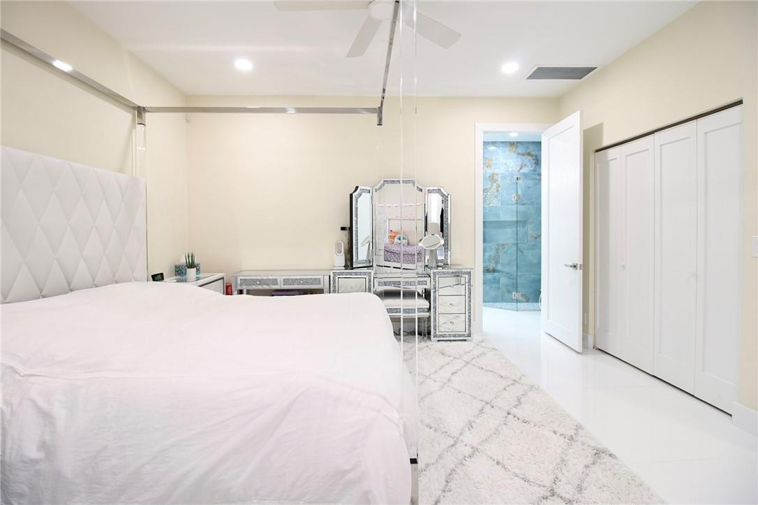 6628 Northwest 25th Court Boca Raton, FL 33496 - Photo 15 of 40 Photo 15