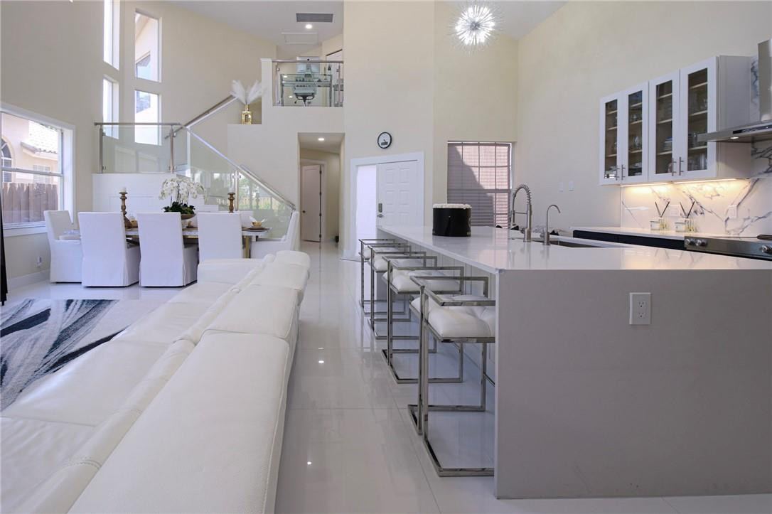6628 Northwest 25th Court Boca Raton, FL 33496 - Photo 5 of 40 Photo 5