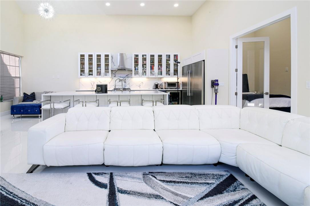 6628 Northwest 25th Court Boca Raton, FL 33496 - Photo 10 of 40 Photo 10