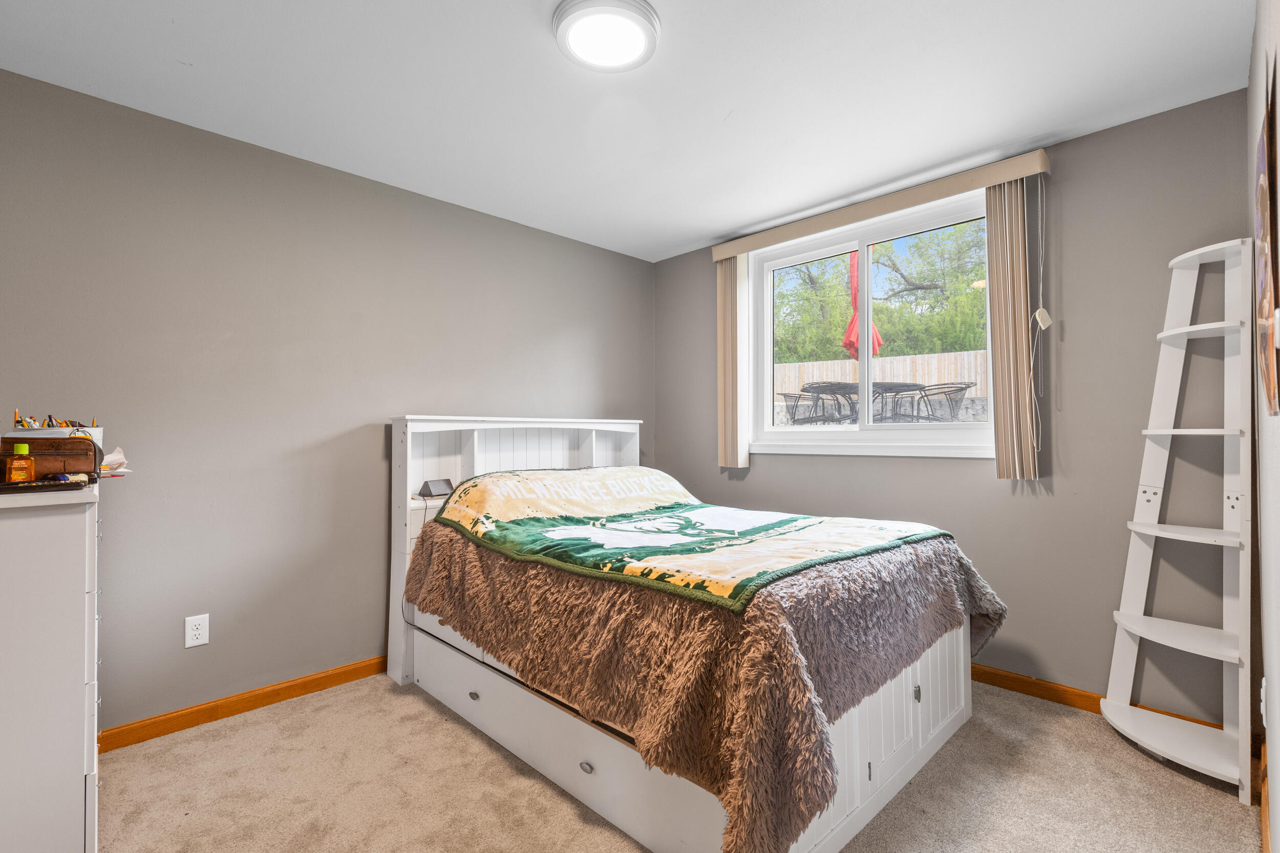 9201 West County Line Road Milwaukee, WI 53224 - Photo 19 of 24 Bed 3