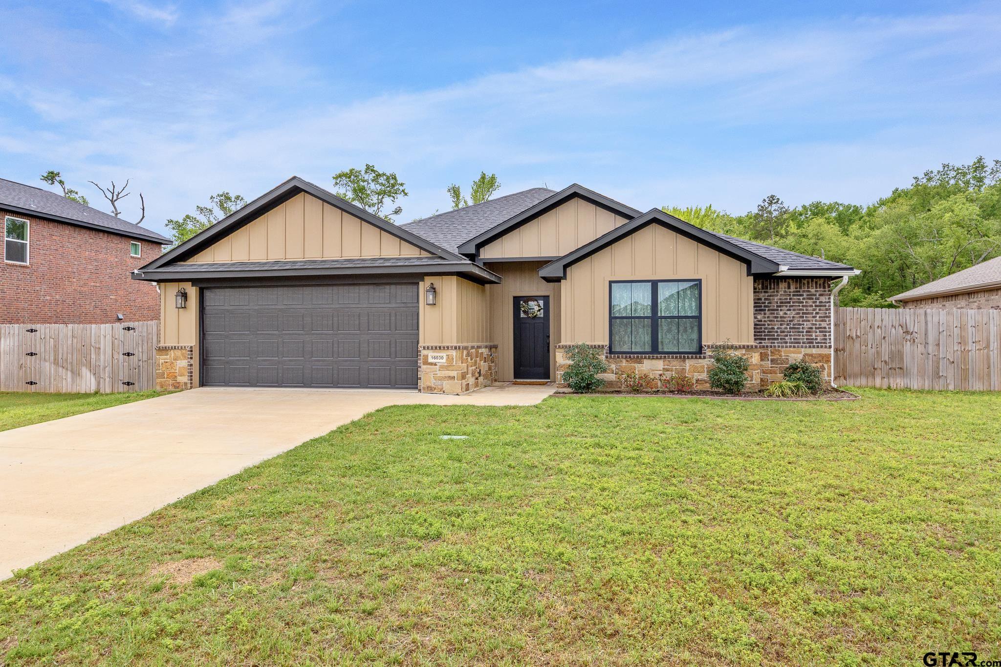 16030 Crossing Circle Lindale, TX 75771 - Photo 1 of 31