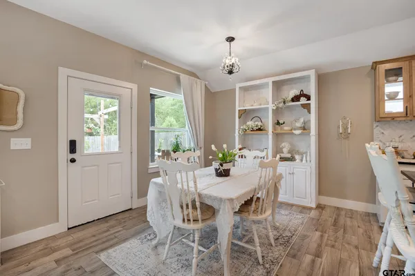 a view of a dining room kitchen and livingroom
