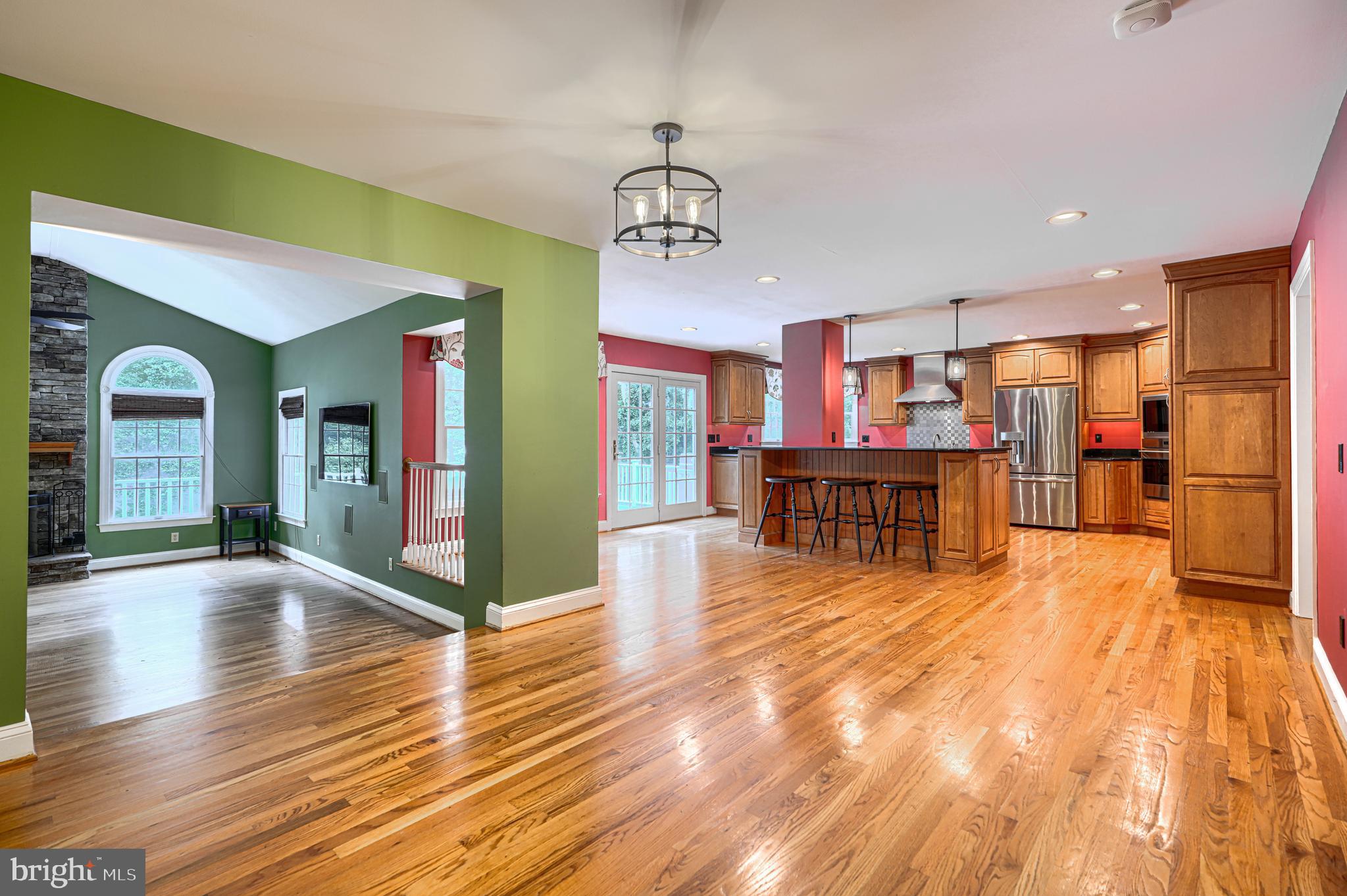13908 Foxland Road Phoenix, MD 21131 - Photo 18 of 62 Eat-in Kitchen