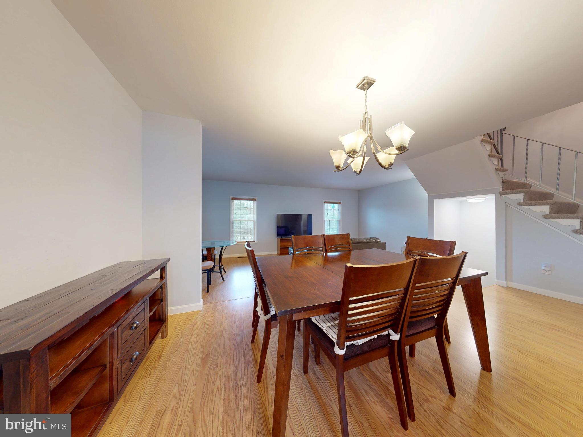 7302 Rolling Oak Lane Springfield, VA 22153 - Photo 9 of 34 Primary floor dining space