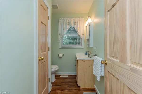 $799,900 | 10461 Linwood-Southmont Road, Lexington, NC 27292