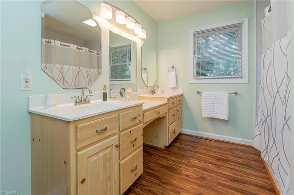 $799,900 | 10461 Linwood-Southmont Road, Lexington, NC 27292