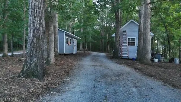 $799,900 | 10461 Linwood-Southmont Road, Lexington, NC 27292