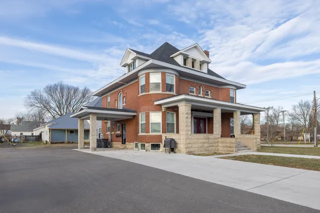 $599,000 | 226 East Washington Street, Rensselaer, IN 47978