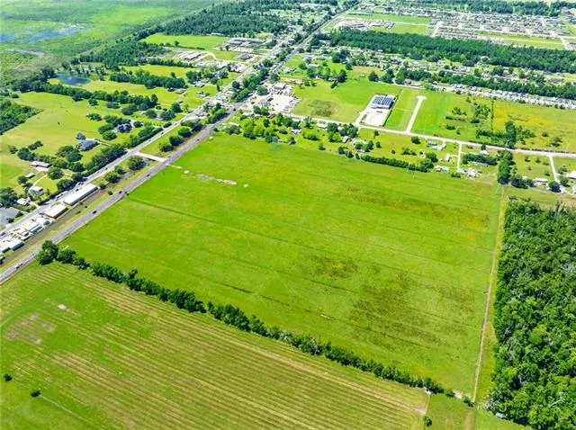 $5,900,000 | 5287 West Park Avenue, Houma, LA 70364