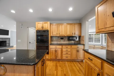 $1,399,000 | 1 Boat House Drive, Wareham, MA 02571