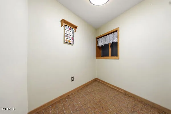 $329,000 | 158 Straughan Avenue Southwest, Wise, VA 24293