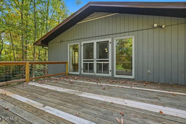 $329,000 | 158 Straughan Avenue Southwest, Wise, VA 24293