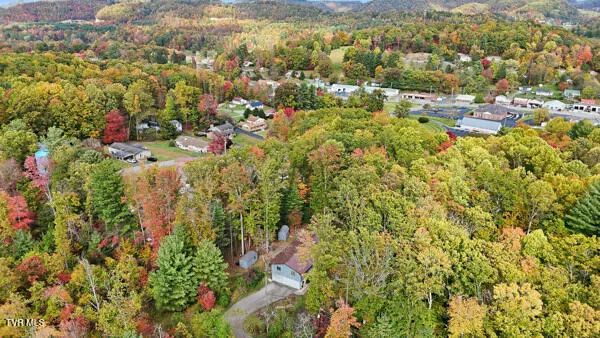 $329,000 | 158 Straughan Avenue Southwest, Wise, VA 24293