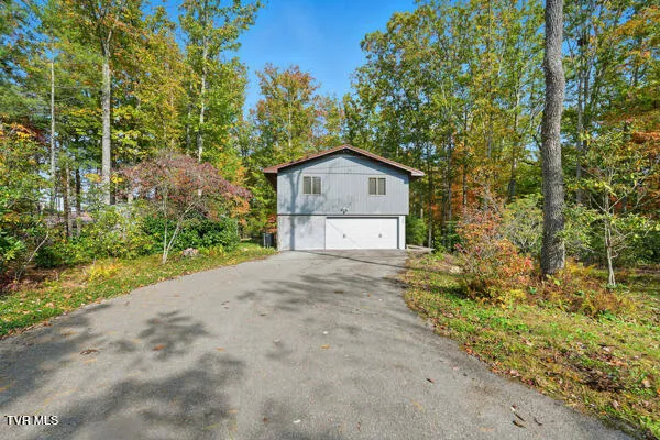 $329,000 | 158 Straughan Avenue Southwest, Wise, VA 24293