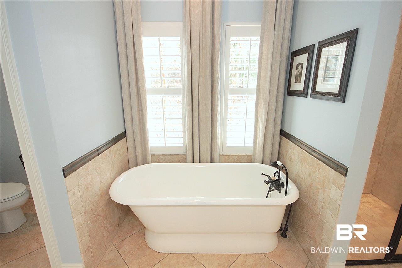 8032 Pine Run Daphne, AL 36527 - Photo 22 of 50 Master Bath