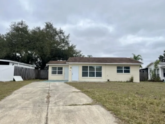 $1,700 | 10731 108th Street North, Seminole, FL 33778