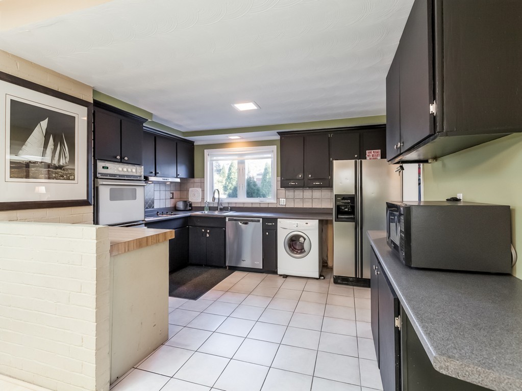 15 Irene Road Framingham, MA 01701 - Photo 2 of 16 Gallery Image 2