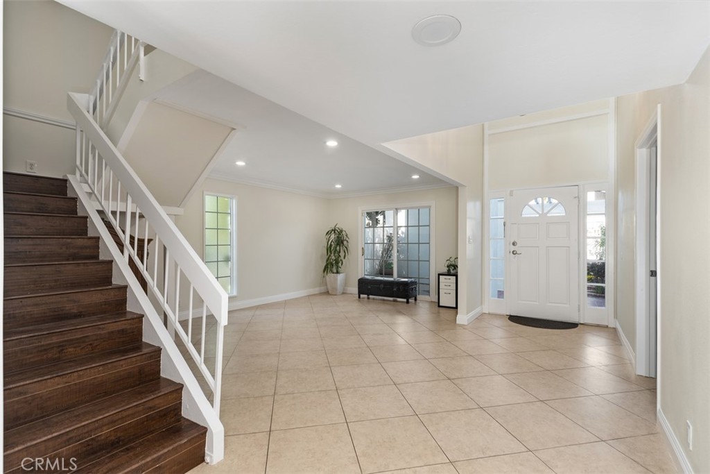 2 Meadowsweet Way Irvine, CA 92612 - Photo 7 of 28