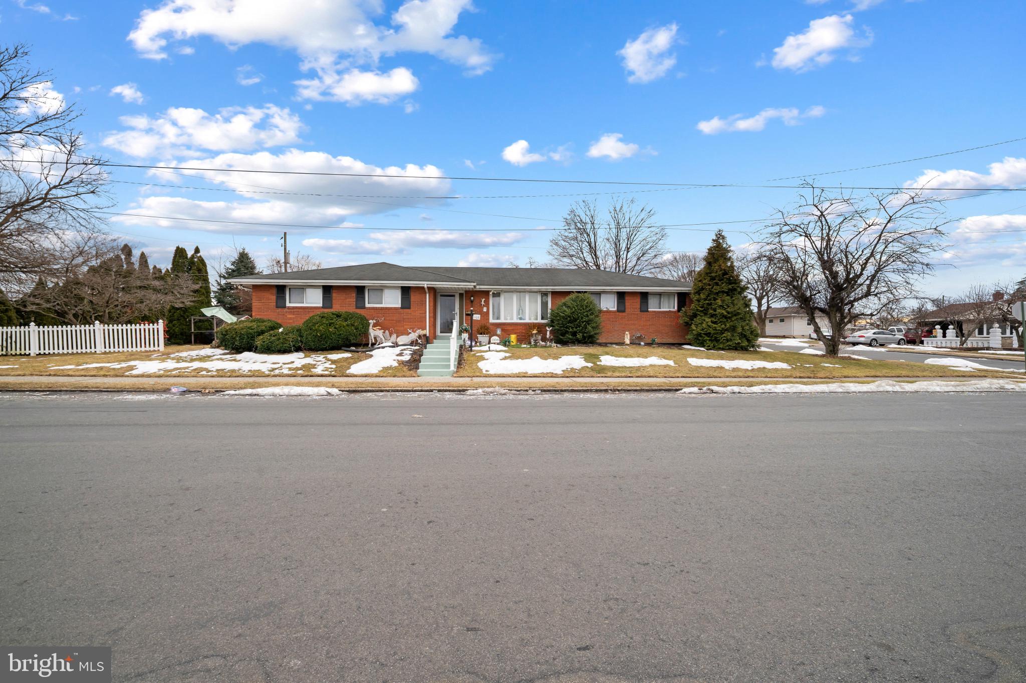 1108 East Congress Street Allentown, PA 18109 - Photo 2 of 28