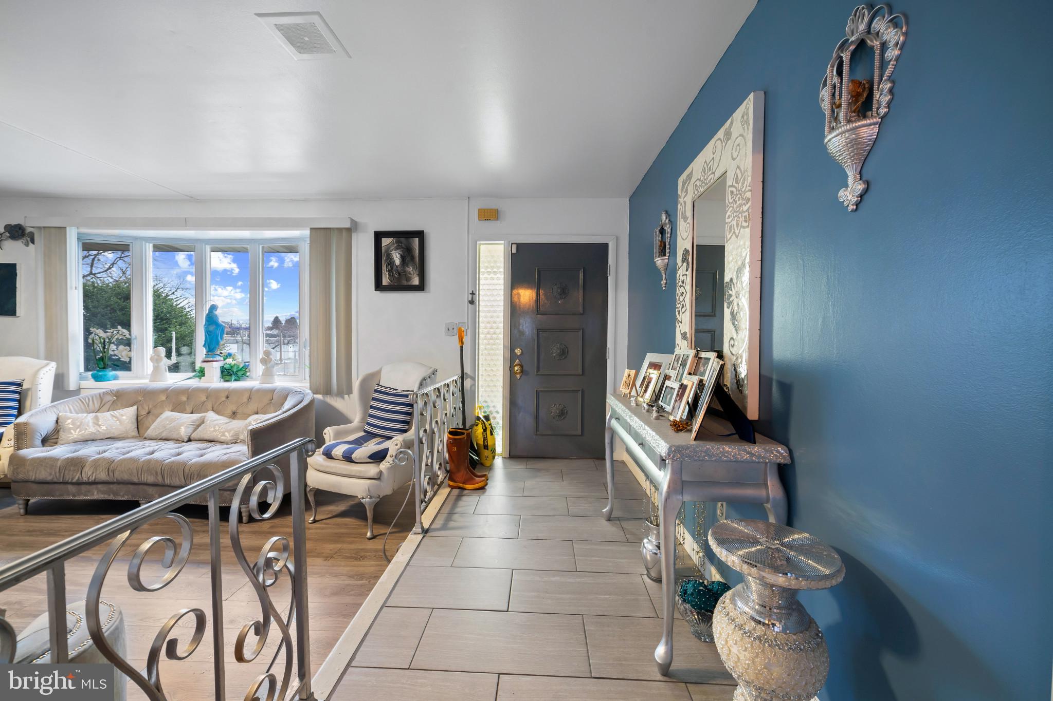 1108 East Congress Street Allentown, PA 18109 - Photo 4 of 28