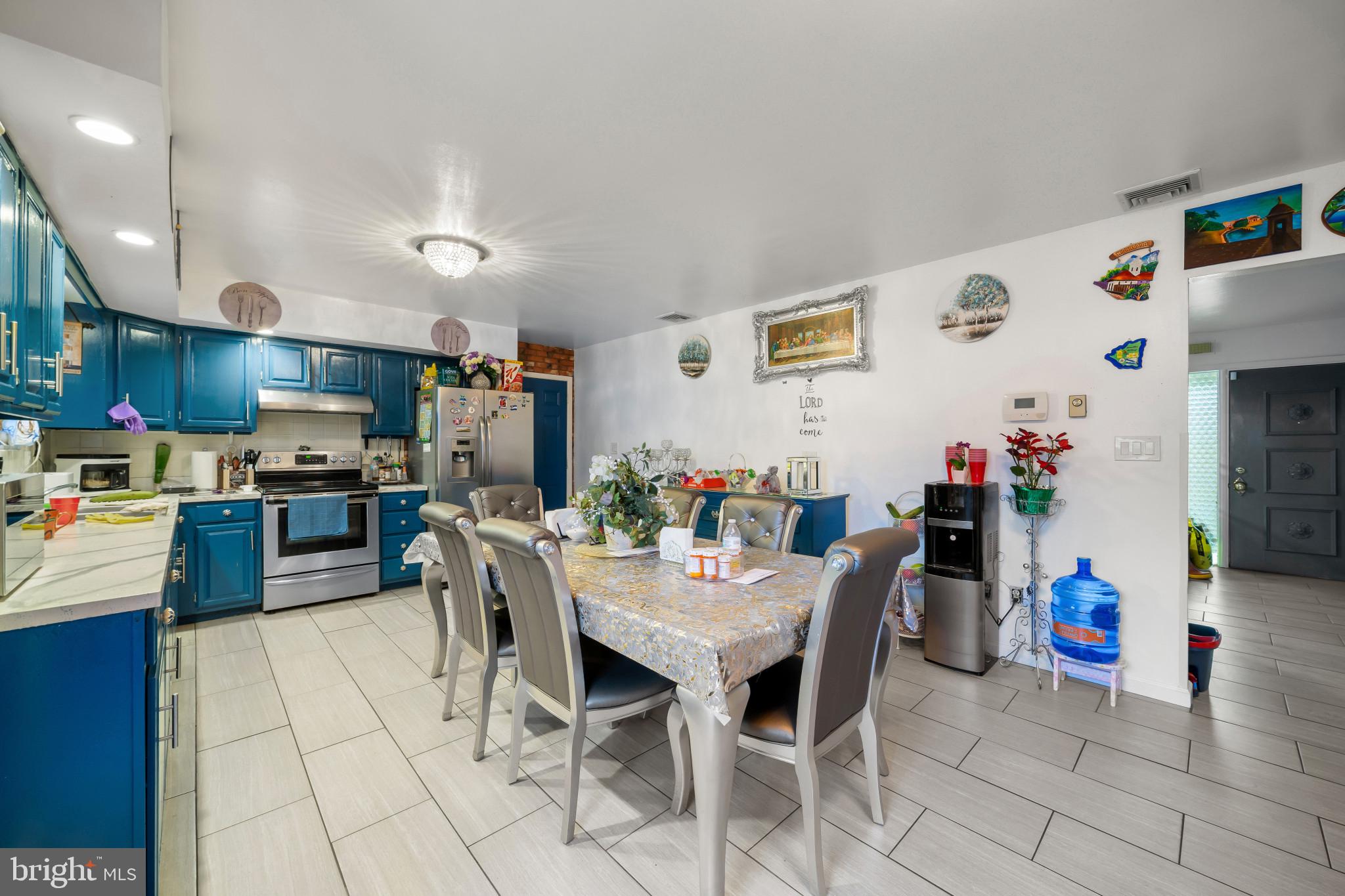 1108 East Congress Street Allentown, PA 18109 - Photo 9 of 28