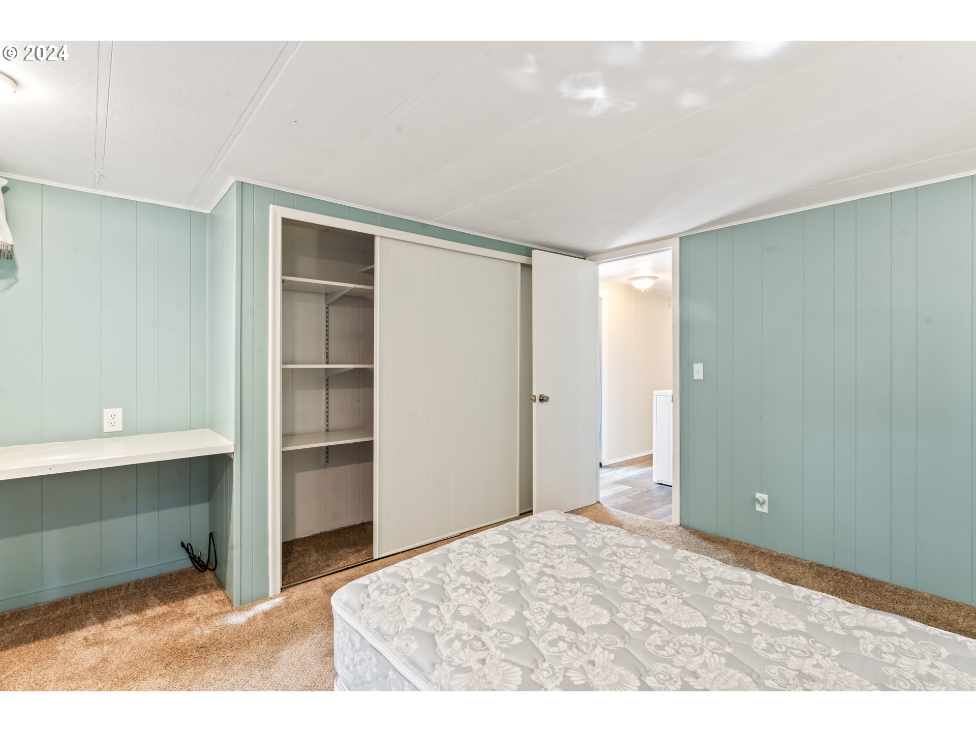 1600 Rhododendron Drive, Unit 291 Florence, OR 97439 - Photo 12 of 28 Primary Bedroom
