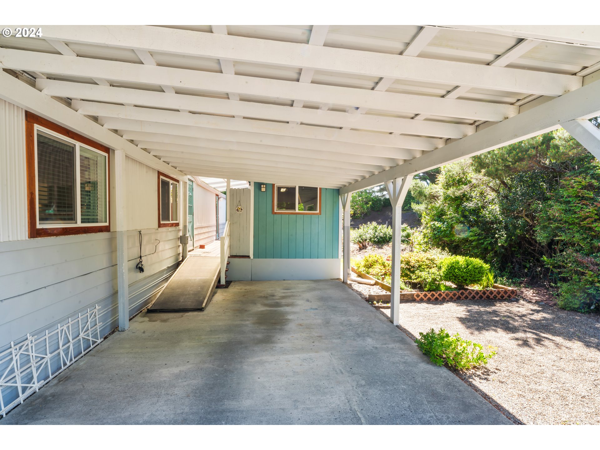 1600 Rhododendron Drive, Unit 291 Florence, OR 97439 - Photo 20 of 28 Carport