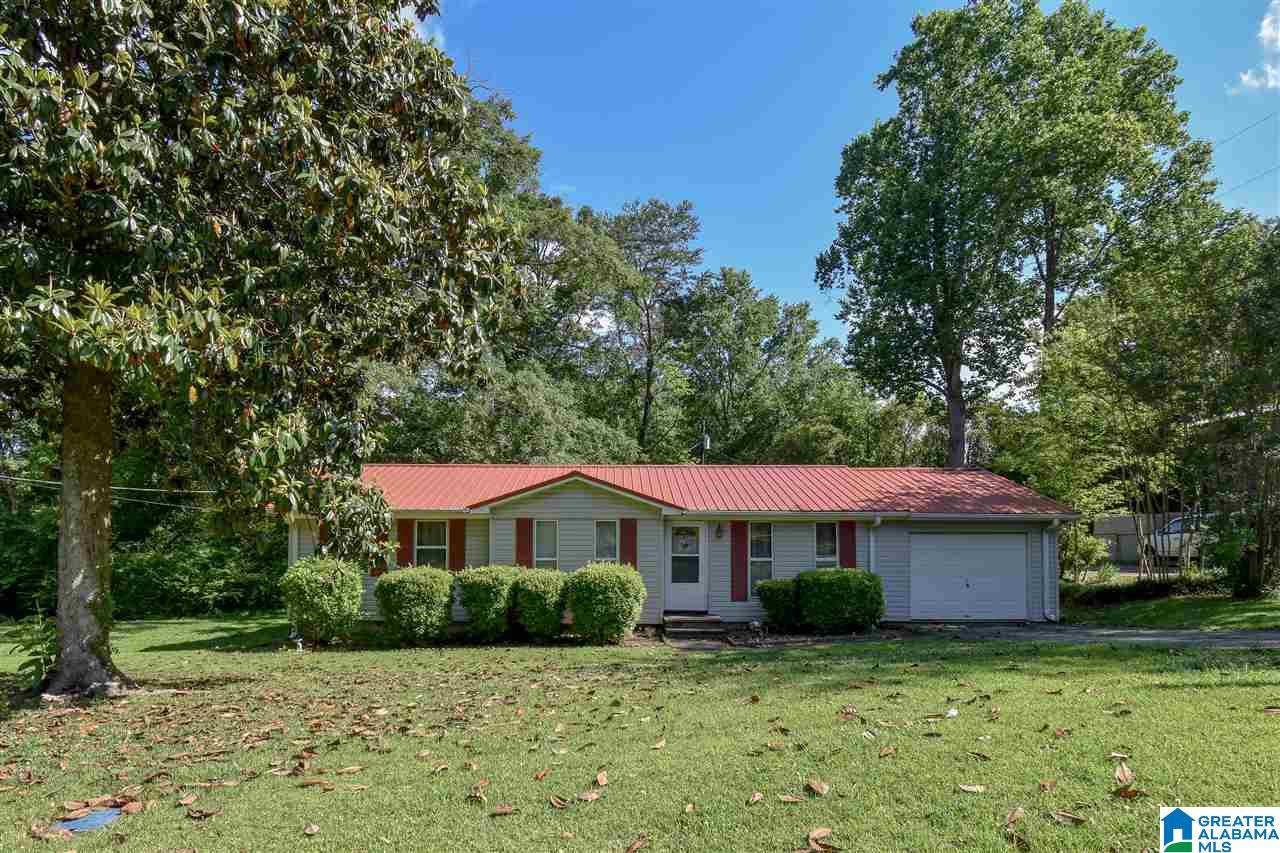 920 Longview Circle Adamsville, AL 35005 - Photo 2 of 21