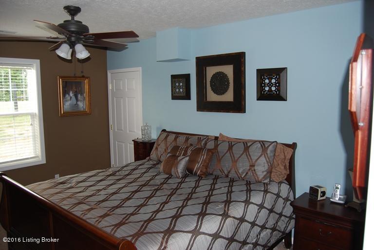 5405 Bloomfield Road Bardstown, KY 40004 - Photo 16 of 25 Master Bedroom 2