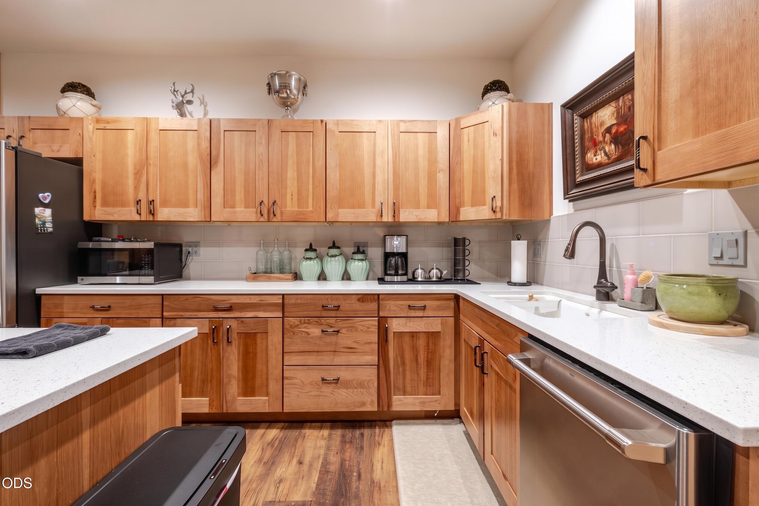 66150 Barr Road Bend, OR 97703 - Photo 30 of 46 Gallery Image 30