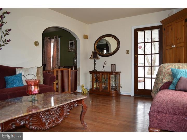 65 Knight Avenue Runnemede, NJ 08078 - Photo 5 of 25 Gallery Image 5