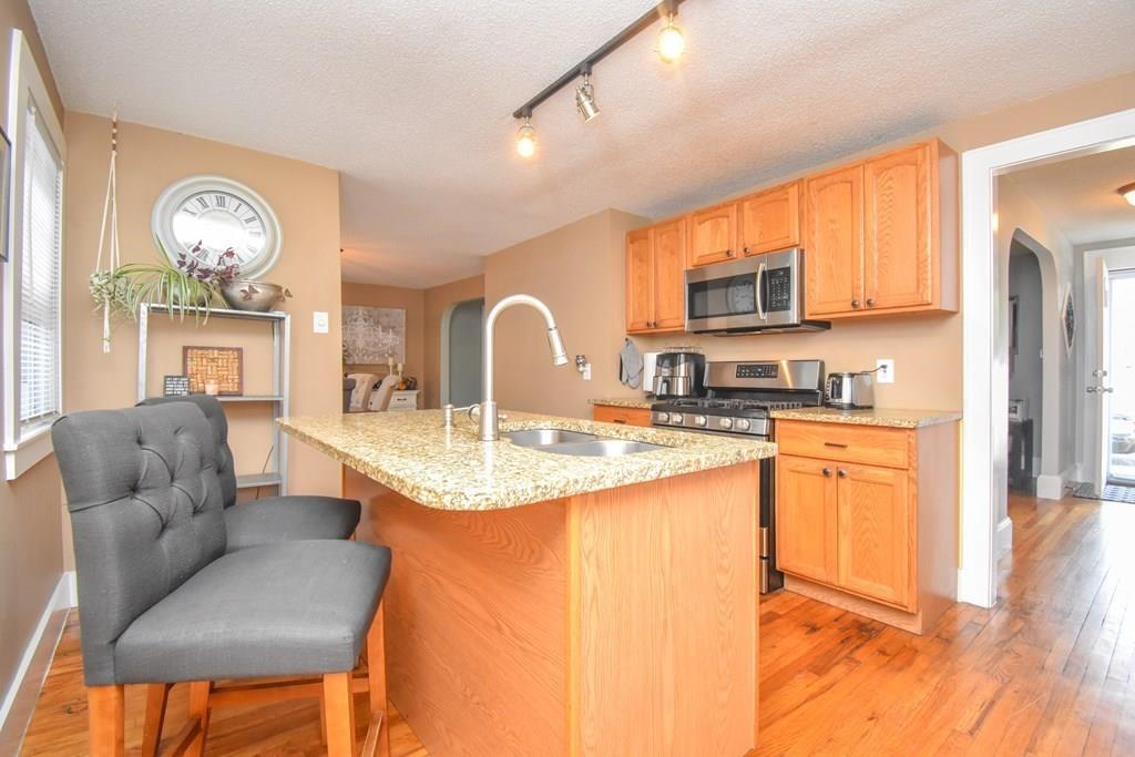 271 Gifford Street Springfield, MA 01118 - Photo 13 of 37 Gallery Image 13