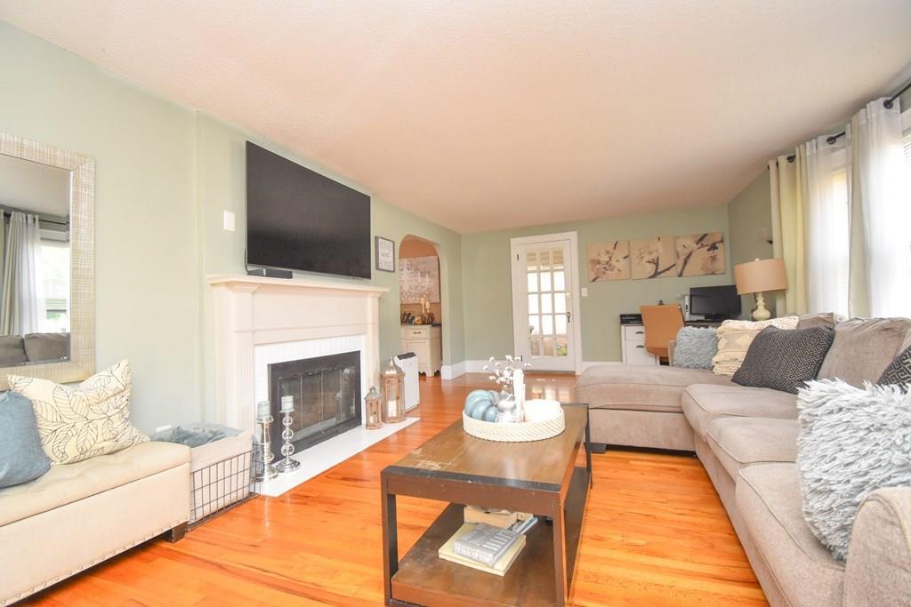 Gallery Image 6