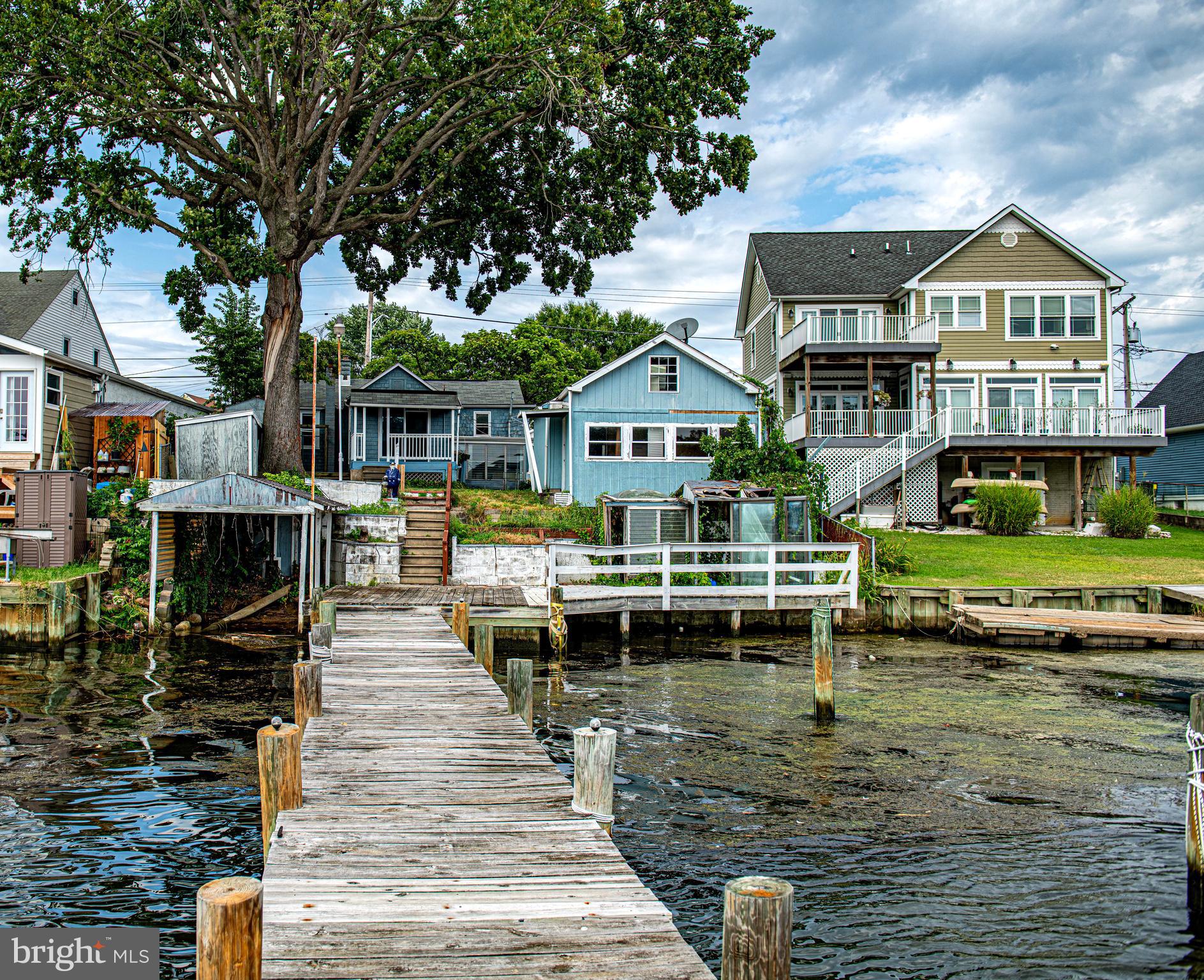 807 Wise Avenue Dundalk, MD 21222 - Photo 20 of 42 View from the deck looking towards the house