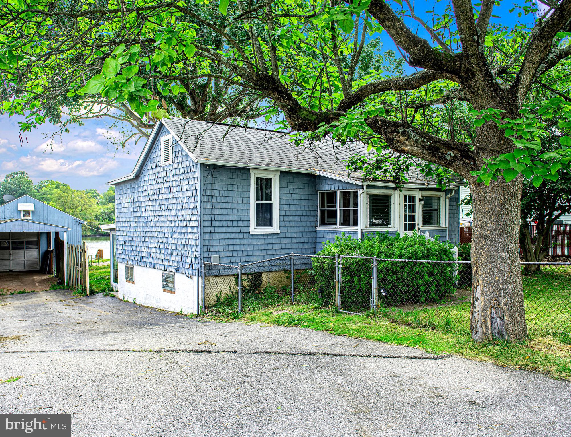 807 Wise Avenue Dundalk, MD 21222 - Photo 24 of 42 View of house looking from the left side