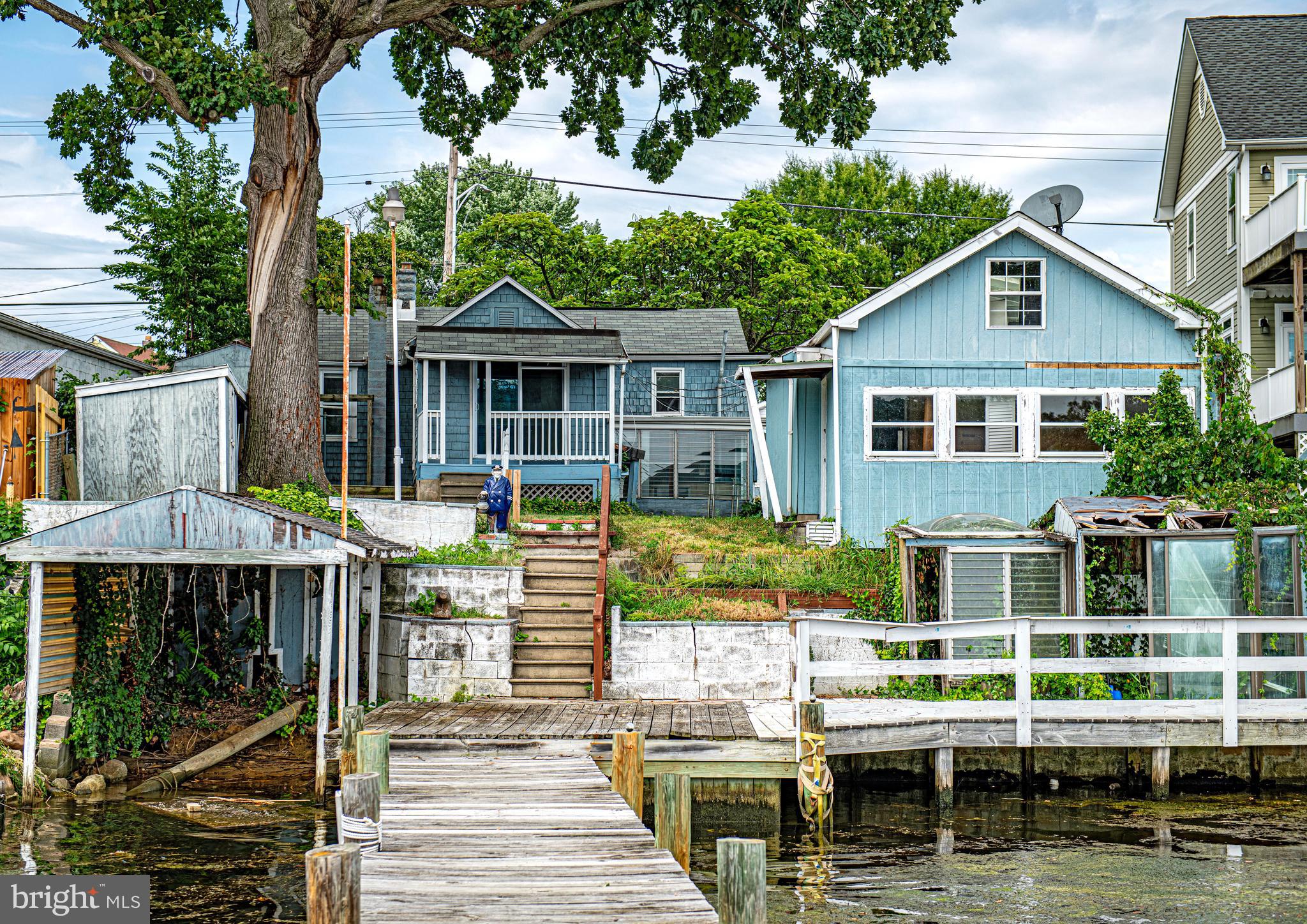 807 Wise Avenue Dundalk, MD 21222 - Photo 25 of 42 Looking from the deck towards the house
