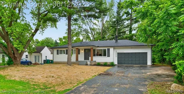 $325,000 | 49515 West Huron River Drive, Belleville, MI 48111
