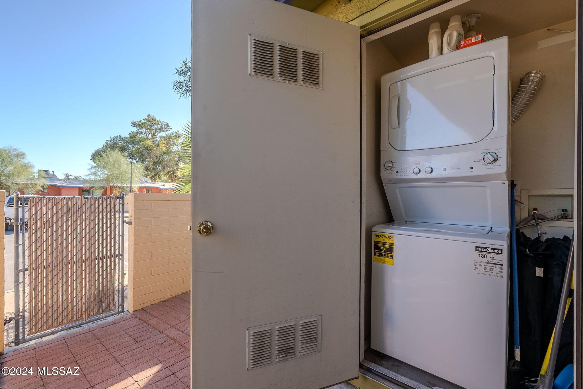 350 North Silverbell Road, Unit 88 Tucson, AZ 85745 - Photo 22 of 30