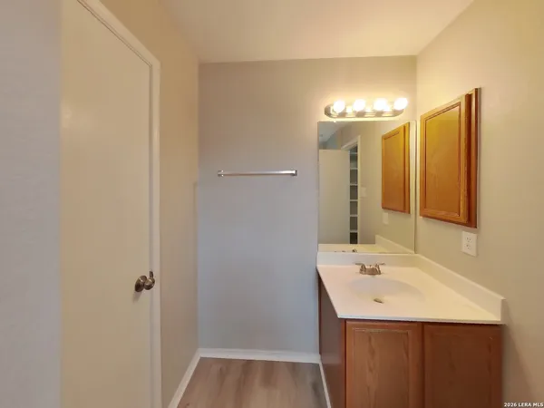 $1,579 | 6546 Benwood Crest, San Antonio, TX 78238