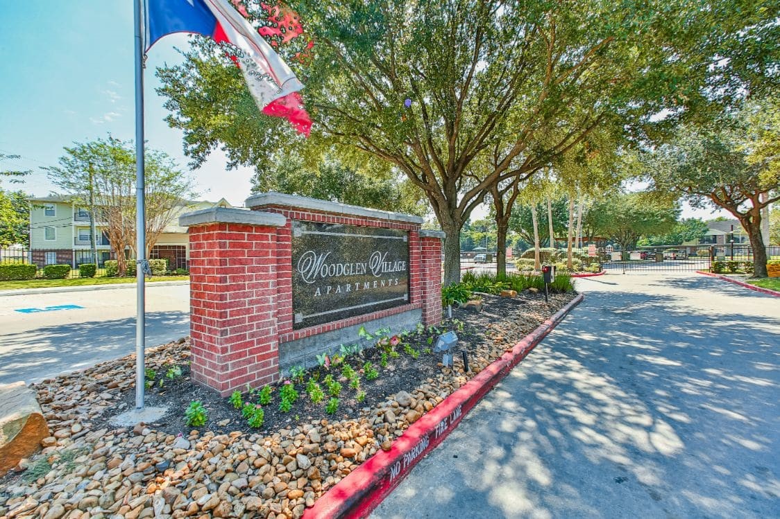 11111 West Montgomery Road, Unit 306 Houston, TX 77088 - Photo 14 of 18